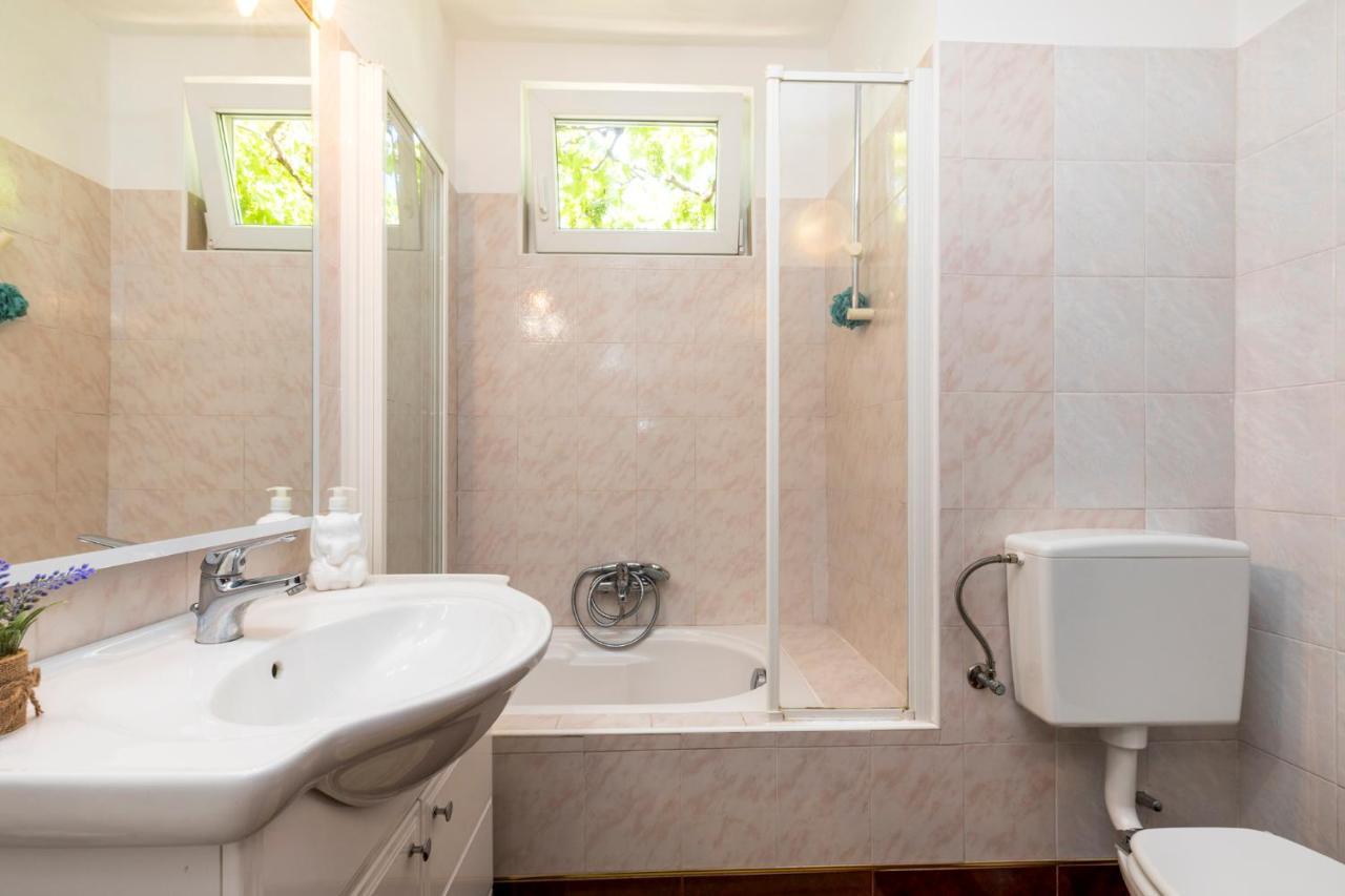 Apartman Maya Mali Lošinj Exteriér fotografie